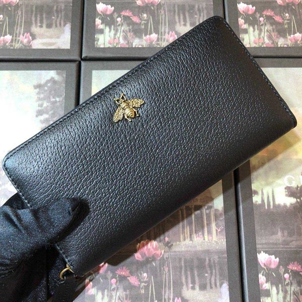 luxury designers handbags purse real leather mens and womens wallets purse designer card holders clutch handbags bee wallets, Red;black
luxury designers handbags purse real leather mens and womens wallets purse designer card holders clutch handbags bee wallets, Red;black