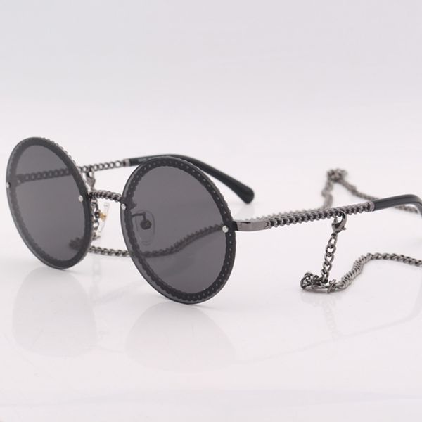 new round frame grey lens women sunglasses fashion sunglasses with chain oculos de sol 4245, White;black
new round frame grey lens women sunglasses fashion sunglasses with chain oculos de sol 4245, White;black