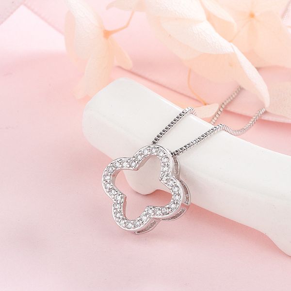 korean style popular fashion simple lucky clover silver necklace women's-clavicle 925 pendant
korean style popular fashion simple lucky clover silver necklace women's-clavicle 925 pendant