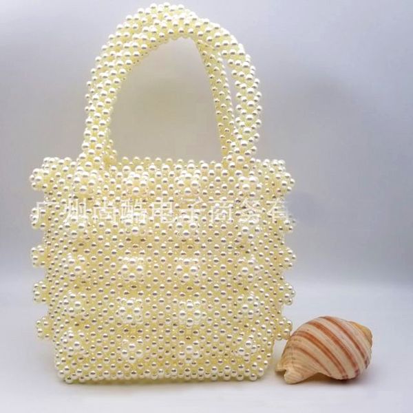 est brand woman fashion dai fei bag designer pearl starry small square bag european and american basket handbag studded shoulder bag
est brand woman fashion dai fei bag designer pearl starry small square bag european and american basket handbag studded shoulder bag