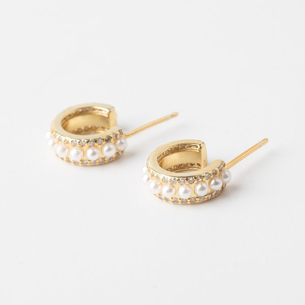 korean style new s925 pure silver earrings girl's pearl temperament simple silver earrings fashion wholesale, Golden;silver
korean style new s925 pure silver earrings girl's pearl temperament simple silver earrings fashion wholesale, Golden;silver
