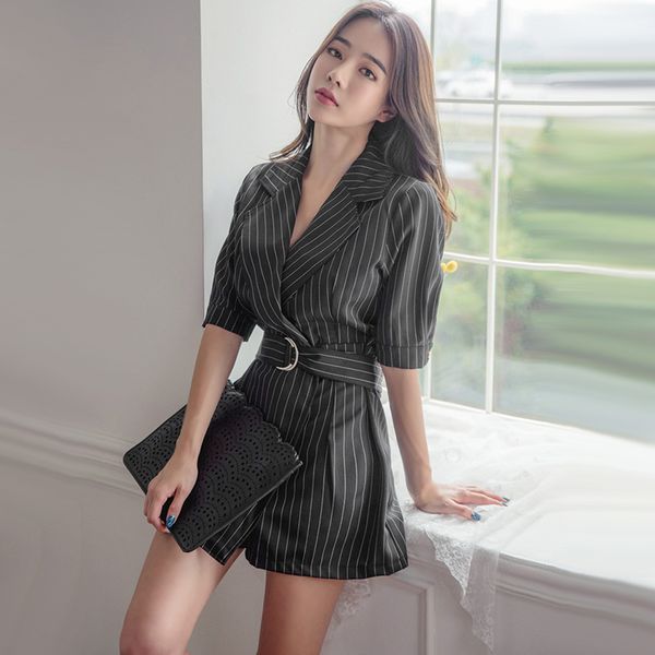 fashion striped sashes short jumpsuit romper women notched collar sashes half sleeve overalls summer bodysuit female, Black;white
fashion striped sashes short jumpsuit romper women notched collar sashes half sleeve overalls summer bodysuit female, Black;white