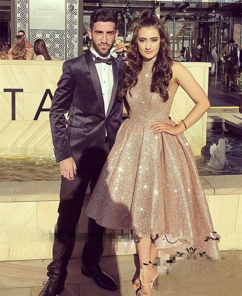 hi lo sequined a-line prom dresses sleeveless high collar arabic dubai rose gold evening dress cocktail short party gowns robes de soirée
hi lo sequined a-line prom dresses sleeveless high collar arabic dubai rose gold evening dress cocktail short party gowns robes de soirée