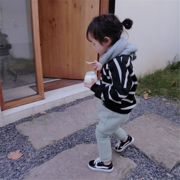 2019 winter style children thick sweater baby stripes hoodie men and women children plus velvet sweater, White
2019 winter style children thick sweater baby stripes hoodie men and women children plus velvet sweater, White