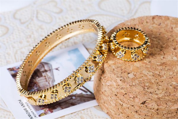 rings bangles sets women fashion flowers bracelets rings gold silver girls wedding jewelry set lover gift, Slivery;golden
rings bangles sets women fashion flowers bracelets rings gold silver girls wedding jewelry set lover gift, Slivery;golden