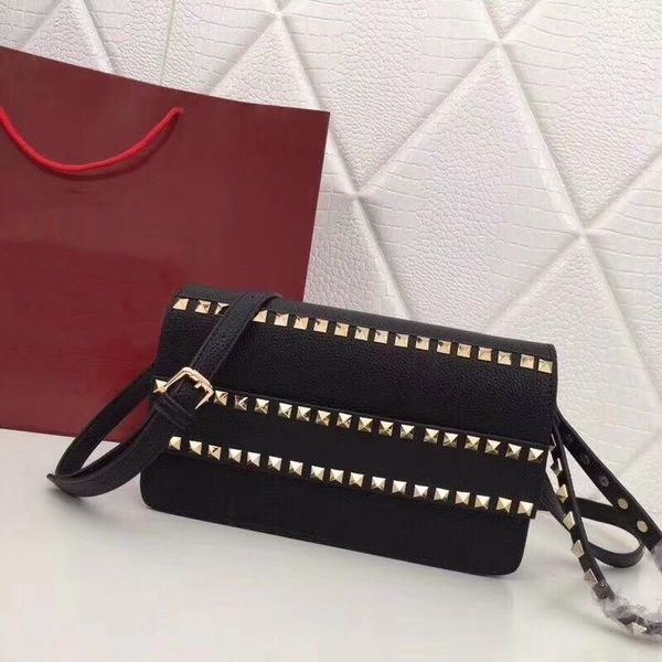 autumn 2019 brand exquisite simple rivet lady solid color shoulder bag designer handbag factory direct 9867 global ing
autumn 2019 brand exquisite simple rivet lady solid color shoulder bag designer handbag factory direct 9867 global ing