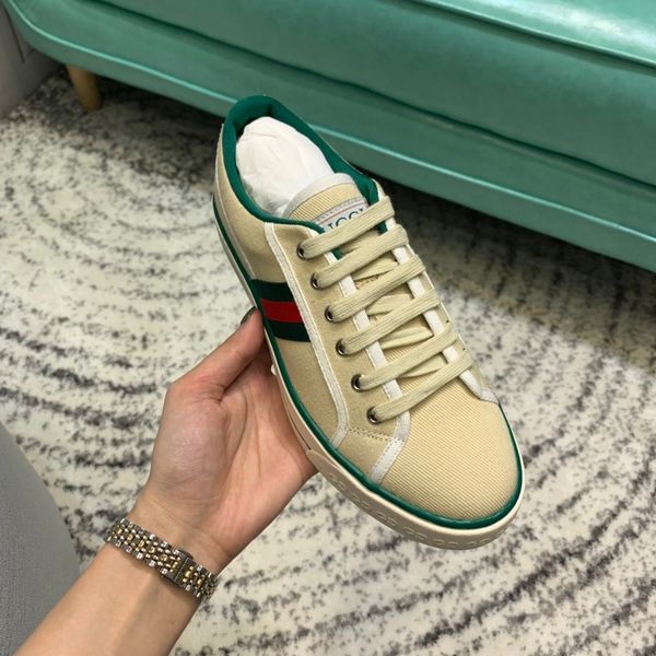 2020 promotional women's shoes four seasons casual sports shoes classic women's shoes luxury custom belt box size 35-40 ofdjt, Black
2020 promotional women's shoes four seasons casual sports shoes classic women's shoes luxury custom belt box size 35-40 ofdjt, Black