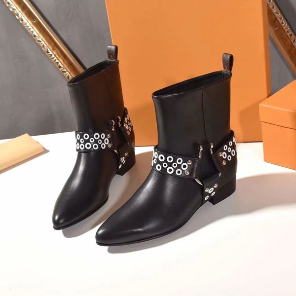 2019 woman brand boots real leather pointed flat shoes ankle boots martin boots eu:35-42 with box dhl l2408, Black;grey
2019 woman brand boots real leather pointed flat shoes ankle boots martin boots eu:35-42 with box dhl l2408, Black;grey