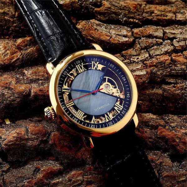 2020 41mm luxury watch automatic movement watches men designer watch young sport man wristwatch leather strap, Slivery;brown
2020 41mm luxury watch automatic movement watches men designer watch young sport man wristwatch leather strap, Slivery;brown