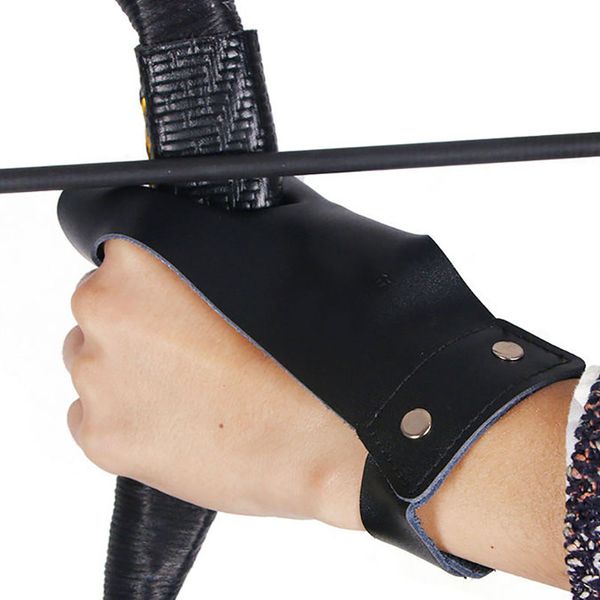 outdoor shooting archery protective glove durable left hand guard traditional bow arrow finger guard recurve bow hunting supplie
outdoor shooting archery protective glove durable left hand guard traditional bow arrow finger guard recurve bow hunting supplie