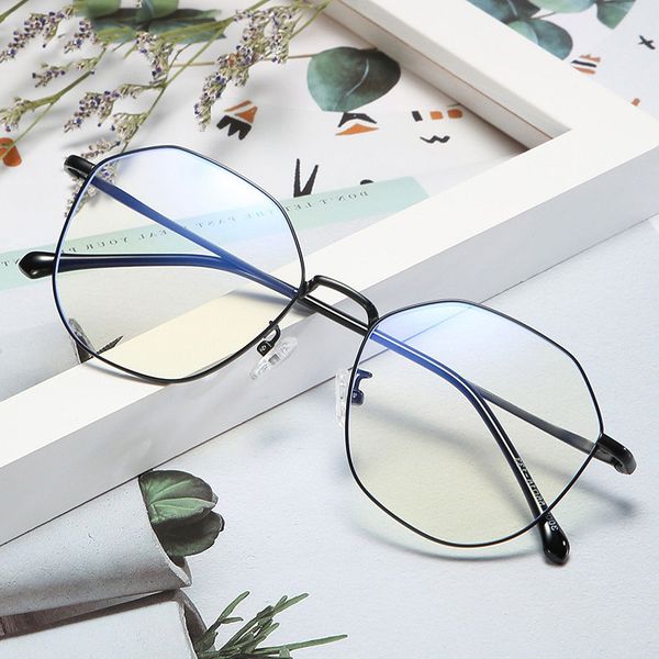 2020 new large frame anti-blue light flat mirror retro metal polygonal glasses frame trend men and women decorative flat mirror, Black
2020 new large frame anti-blue light flat mirror retro metal polygonal glasses frame trend men and women decorative flat mirror, Black