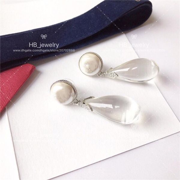 popular fashion brand high version drop designer earrings for lady design women party wedding luxury jewelry with for bride whit box, Golden;silver
popular fashion brand high version drop designer earrings for lady design women party wedding luxury jewelry with for bride whit box, Golden;silver