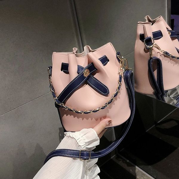 pink bucket bag new korean shoulder bag diagonal pu female fashion wild trend female change 
pink bucket bag new korean shoulder bag diagonal pu female fashion wild trend female change