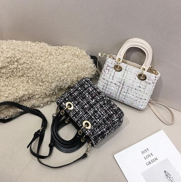 new fashion handbag women bag wholesale ladie shoulder bags small square bag totes bags
new fashion handbag women bag wholesale ladie shoulder bags small square bag totes bags