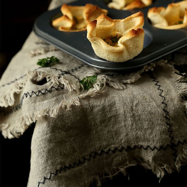 japanese style mat napkin solid simple table napkin cotton linen dessert tea towels kitchen dishcloth placemats 50*33cm
japanese style mat napkin solid simple table napkin cotton linen dessert tea towels kitchen dishcloth placemats 50*33cm