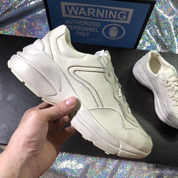 luxury shoes 2020 men speed trainers flats fashion basketball sneakers men's sports shoe outdoor casual shoes for women size 35-45, Black
luxury shoes 2020 men speed trainers flats fashion basketball sneakers men's sports shoe outdoor casual shoes for women size 35-45, Black