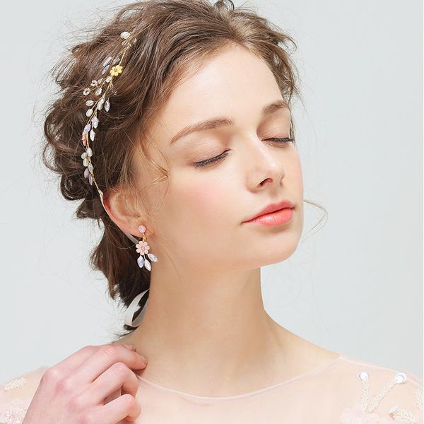 selling hairbands bride rhinestone with sweet pink flower hairbands earring set romantic elegent wedding accessories, Golden;white
selling hairbands bride rhinestone with sweet pink flower hairbands earring set romantic elegent wedding accessories, Golden;white