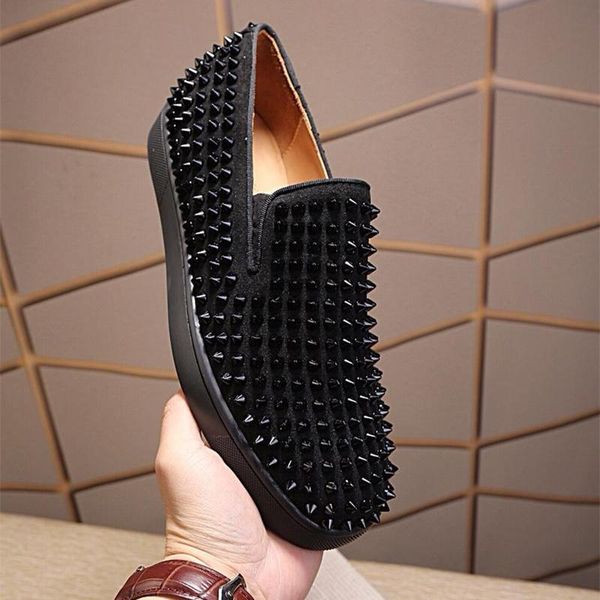Fashion mens designer luxury Sneakers Red Bottoms Shoes Studded Spikes Flats leather desigener sneakers for man woman party
Fashion mens designer luxury Sneakers Red Bottoms Shoes Studded Spikes Flats leather desigener sneakers for man woman party