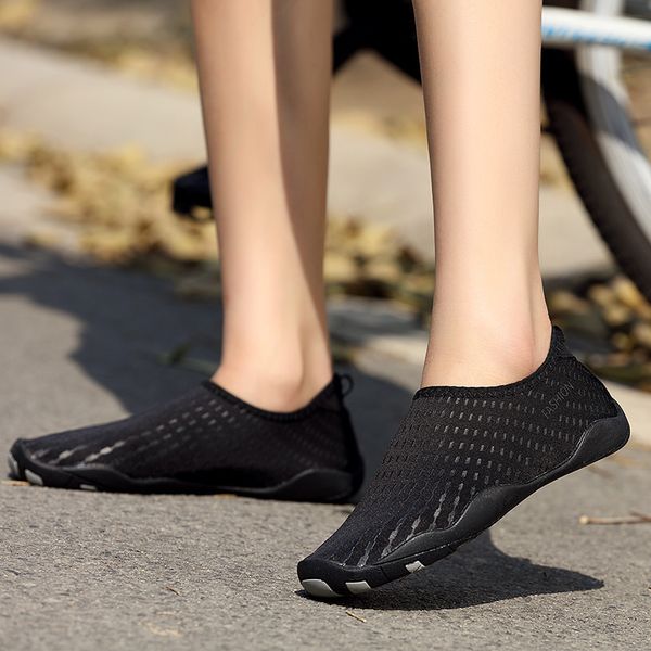 2019 water sport sneakers men women sea barefoot shoes aqua ultraportable footwear beach pool wet shoes water outdoor
2019 water sport sneakers men women sea barefoot shoes aqua ultraportable footwear beach pool wet shoes water outdoor