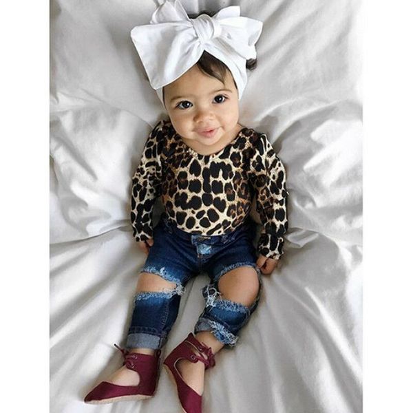 мода малыши baby girl leopard длинный рукав рубашка + рваных джинсовых брюк детской одежды нижнего 2pcs одежда костюм, White
мода малыши baby girl leopard длинный рукав рубашка + рваных джинсовых брюк детской одежды нижнего 2pcs одежда костюм, White