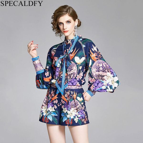 2020 spring summer holiday two piece set women boho floral printed runway piece sets lantern sleeve blouse shorts suits, White
2020 spring summer holiday two piece set women boho floral printed runway piece sets lantern sleeve blouse shorts suits, White
