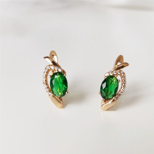 2 color earrings color 585 rose gold zircon inlay earrings holiday gifts wedding jewelry gifts fashion shiny classic, Silver
2 color earrings color 585 rose gold zircon inlay earrings holiday gifts wedding jewelry gifts fashion shiny classic, Silver