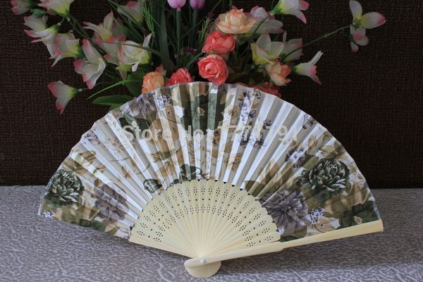50pcs/lot natural color bamboo frame folk art fan satin silk fabric folding fan with assorted flower designs
50pcs/lot natural color bamboo frame folk art fan satin silk fabric folding fan with assorted flower designs