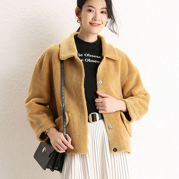 natural sheep shearing overcoat cashmere jacket 2019 winter wool fur coat women turn-down collar short thick coat female, Black
natural sheep shearing overcoat cashmere jacket 2019 winter wool fur coat women turn-down collar short thick coat female, Black