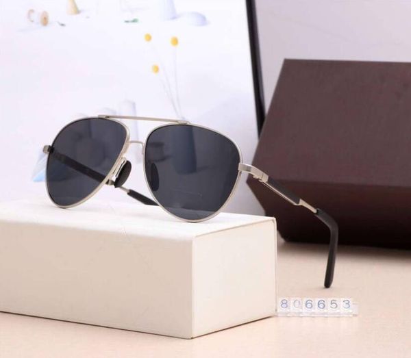 new luxury mens woman designer sunglasses 20ss fashion beach goggle sunglasses model 806653 uv400 5 colors high quality, White;black
new luxury mens woman designer sunglasses 20ss fashion beach goggle sunglasses model 806653 uv400 5 colors high quality, White;black