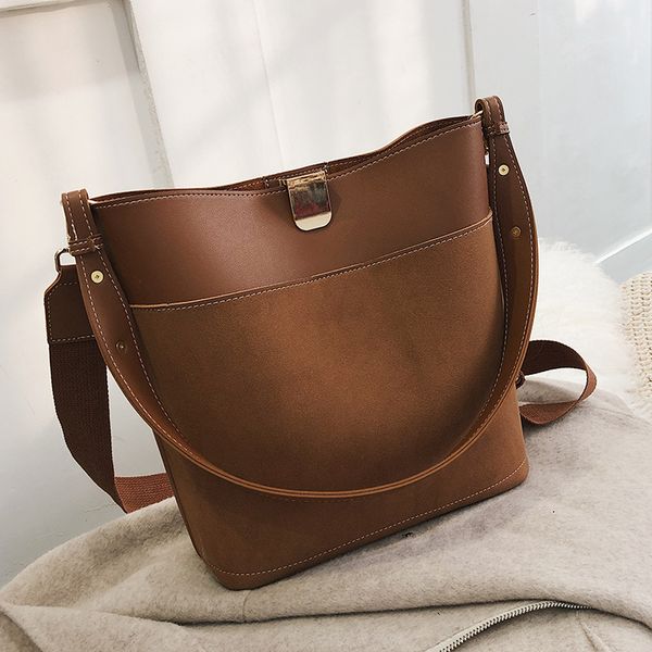 2020 new fashion large capacity simple frosted bucket bag shoulder bag messenger child women
2020 new fashion large capacity simple frosted bucket bag shoulder bag messenger child women