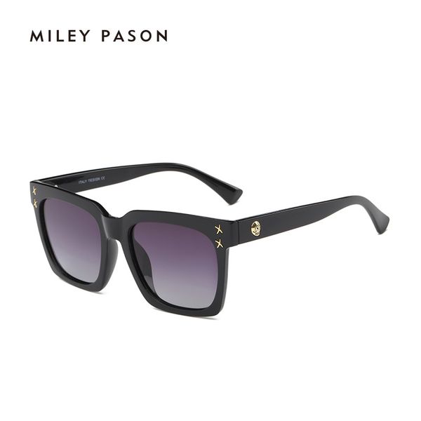 fashion ultra-textured vintage retro oculos club maste glass sunglasses men gafas designed no.237, White;black
fashion ultra-textured vintage retro oculos club maste glass sunglasses men gafas designed no.237, White;black