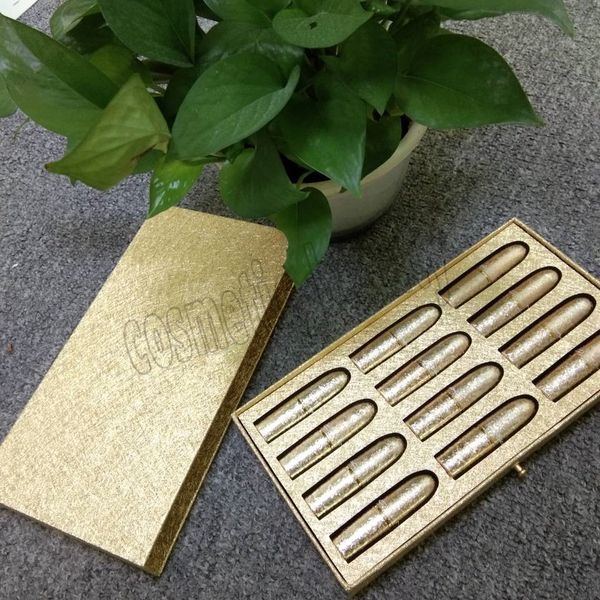 0,2019 M марка золотой ящик для губ Макияж губ Коллекция Christmas Помада Set Matte Lipstick 12 цветов Snow LipKit 12шт / комплект
0,2019 M марка золотой ящик для губ Макияж губ Коллекция Christmas Помада Set Matte Lipstick 12 цветов Snow LipKit 12шт / комплект