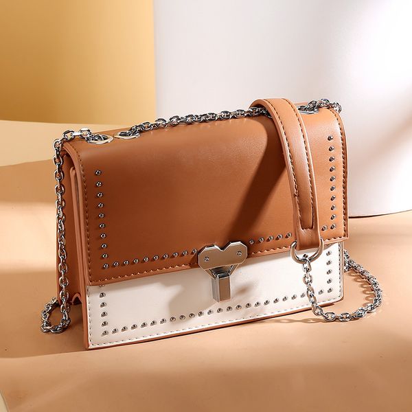 the new messenger bag handbags 2019 new wave of minimalist shoulder bag retro small square buckle chain bag oceanic sense
the new messenger bag handbags 2019 new wave of minimalist shoulder bag retro small square buckle chain bag oceanic sense