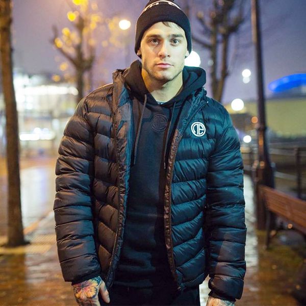 2018 new fitness sports coat men's models muscular men's winter running hooded cotton suit men, Black
2018 new fitness sports coat men's models muscular men's winter running hooded cotton suit men, Black