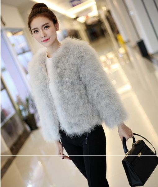 women 2018 real fur coat genuine ostrich feather fur winter jacket retail / wholesale quality, Black
women 2018 real fur coat genuine ostrich feather fur winter jacket retail / wholesale quality, Black