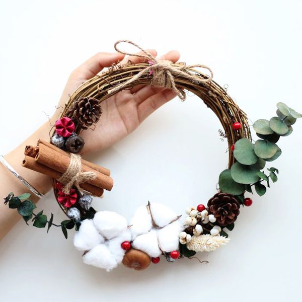 1set rattan wreath dried flowers home decoration wedding wreaths diy party door wall hanging plant garland everlasting flower
1set rattan wreath dried flowers home decoration wedding wreaths diy party door wall hanging plant garland everlasting flower