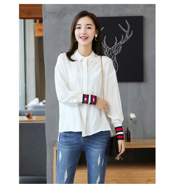 spring and autumn new long sleeve shirt women's korean version loose show thin big size college style versatile shirt student white top
spring and autumn new long sleeve shirt women's korean version loose show thin big size college style versatile shirt student white top