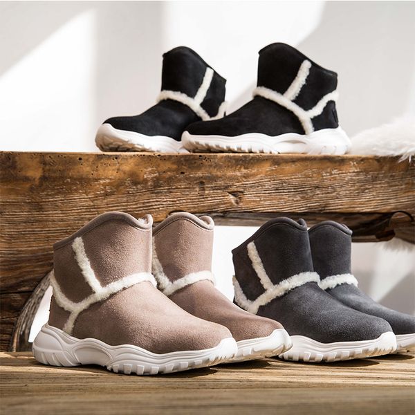 2019 winter new thick ankle boots women's flat bottom winter cotton shoes sports plus velvet warm snow boots women, Black
2019 winter new thick ankle boots women's flat bottom winter cotton shoes sports plus velvet warm snow boots women, Black