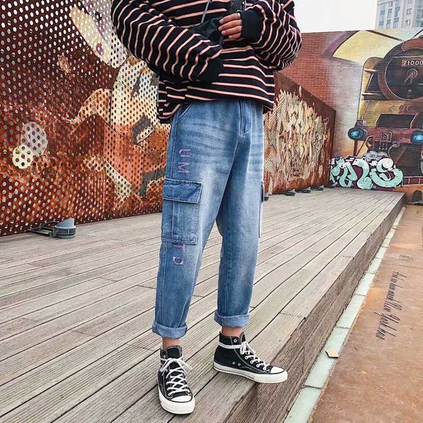 wholesale 2019 embroidered men's multi-pocket jeans casual teenagers ankle length pants micro-elastic loose young youth jeans, Blue
wholesale 2019 embroidered men's multi-pocket jeans casual teenagers ankle length pants micro-elastic loose young youth jeans, Blue