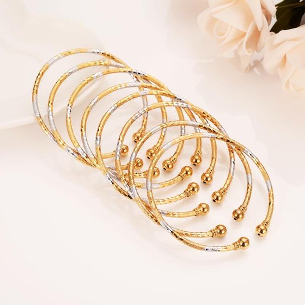 dubai 1pc big bangle for girls women men gold silver color charm bracelet jewelry child party /birthday christmas gifts, Black
dubai 1pc big bangle for girls women men gold silver color charm bracelet jewelry child party /birthday christmas gifts, Black