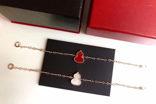 bracelet gourd twist chain bracelet silver plated jewelry women wedding jewelry good luck available in two colors1, Golden;silver
bracelet gourd twist chain bracelet silver plated jewelry women wedding jewelry good luck available in two colors1, Golden;silver