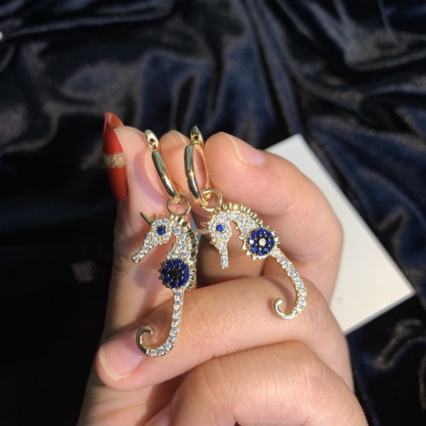 fashion- brand earrings jewelry for grils 18k gold plated cubic zirconia seahorse dangle earring women wedding ear studs, Silver
fashion- brand earrings jewelry for grils 18k gold plated cubic zirconia seahorse dangle earring women wedding ear studs, Silver