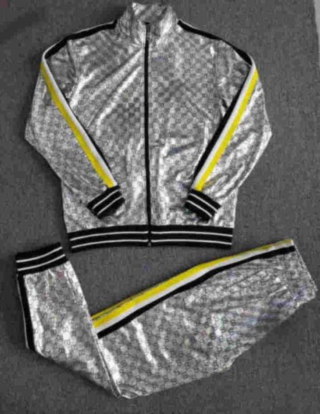 Roupas de trilhas aa201866 
Roupas de trilhas aa201866