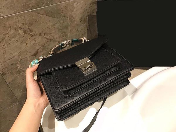 designer-handbags famous brand messenger bags luxury purse women designer bags fashion tote shoulder purse bag
designer-handbags famous brand messenger bags luxury purse women designer bags fashion tote shoulder purse bag