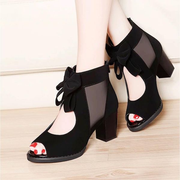 elegant sandals women high heels pumps super high heel 7cm women's banquet sandals waterproof platform toe, Black
elegant sandals women high heels pumps super high heel 7cm women's banquet sandals waterproof platform toe, Black