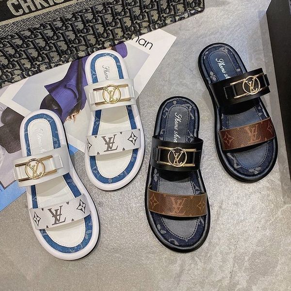 2020 fashion women designer slides shoes summer wide flat slippery sandals slipper flip flop size 35-40, Blue;gray
2020 fashion women designer slides shoes summer wide flat slippery sandals slipper flip flop size 35-40, Blue;gray