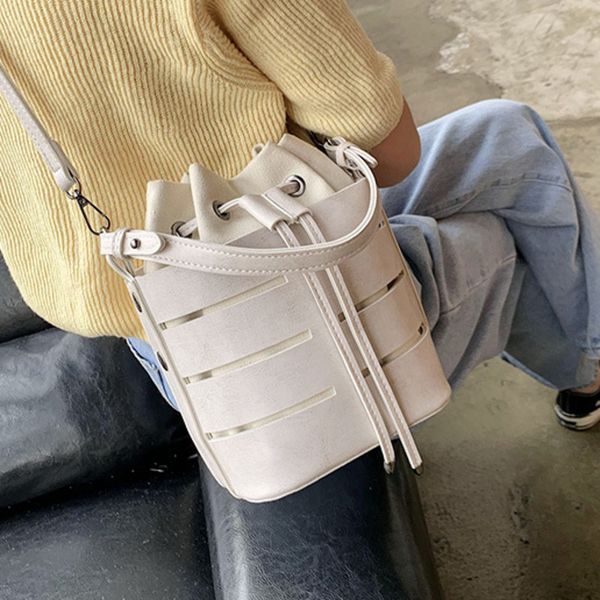 female personality pu leather crossbody bag for women 2020 tote shoulder messenger bag ladie hand sling handbags
female personality pu leather crossbody bag for women 2020 tote shoulder messenger bag ladie hand sling handbags