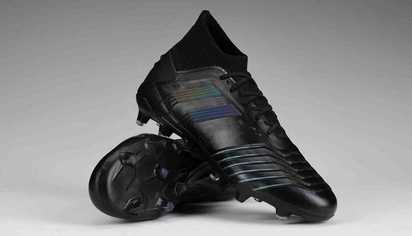новый laceless predator 19+ мужчины футбол бутсы boots dark script входной код бутсы high top chuteiras де futebol
новый laceless predator 19+ мужчины футбол бутсы boots dark script входной код бутсы high top chuteiras де futebol