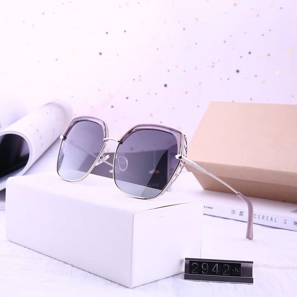 2019 korean version of the new style sunglasses with large hollow out frames sunglasses 2942, White;black
2019 korean version of the new style sunglasses with large hollow out frames sunglasses 2942, White;black