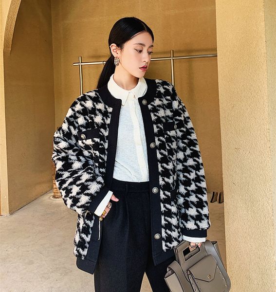 new arrival korean style women's winter warm coat houndstooth plaid o-neck loose coat b367, Black
new arrival korean style women's winter warm coat houndstooth plaid o-neck loose coat b367, Black